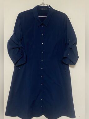 Reitmans Dark Navy Long-Sleeve Button-Down Shirt